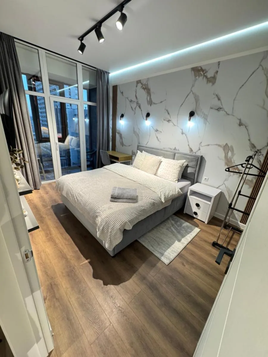 Image 2 of New Lux Business Apartment in the Center