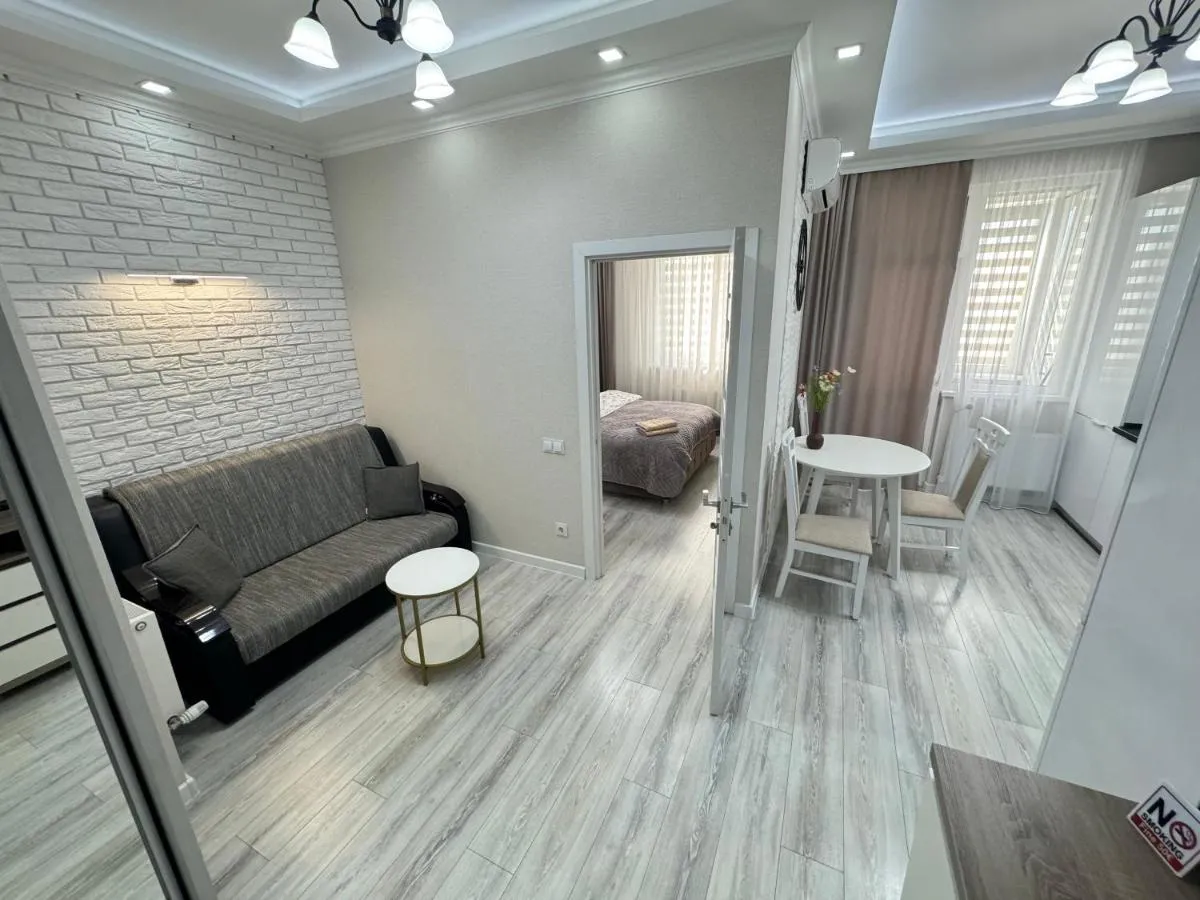 Image 2 of New White and Cozy Apartment in Centre, New Buiding
