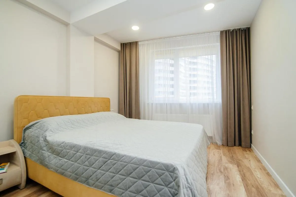 Image 3 of Oază Urbană lângă Circ și Centru – Apartament Modern și Confortabil