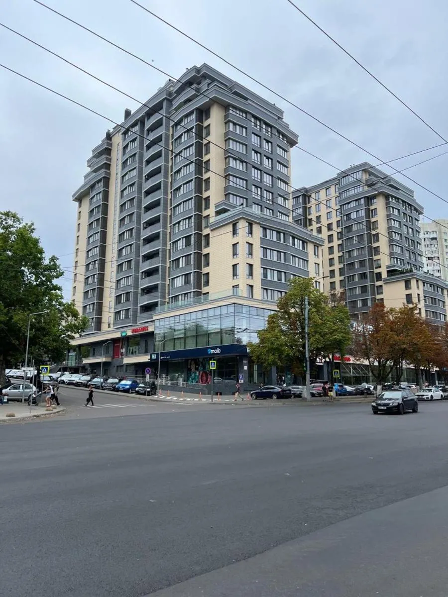 Image 4 of Park house