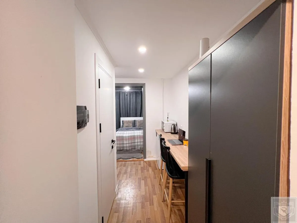 Image 5 of RentHouse Apartments City Gates #1