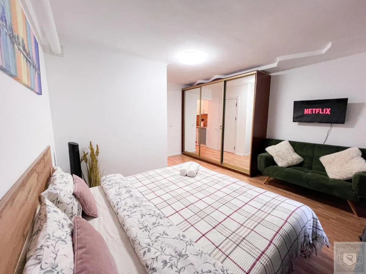 Image 1 of RentHouse Apartments City Gates #2
