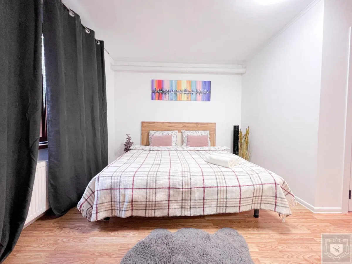 Image 3 of RentHouse Apartments City Gates #2