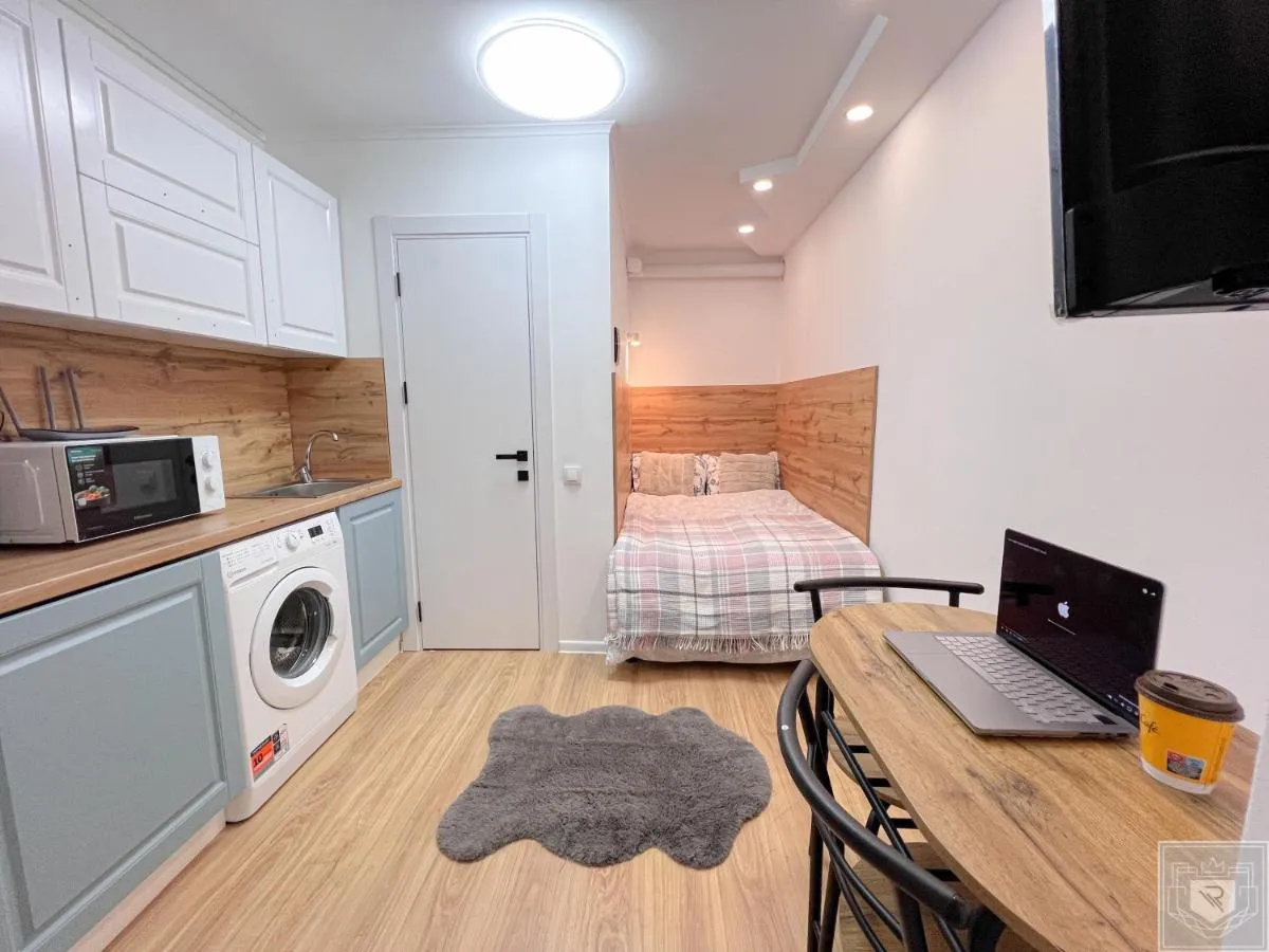 Image 1 of RentHouse Apartments City Gates #4
