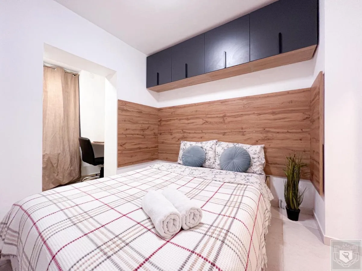 Image 1 of RentHouse Apartments City Gates #6