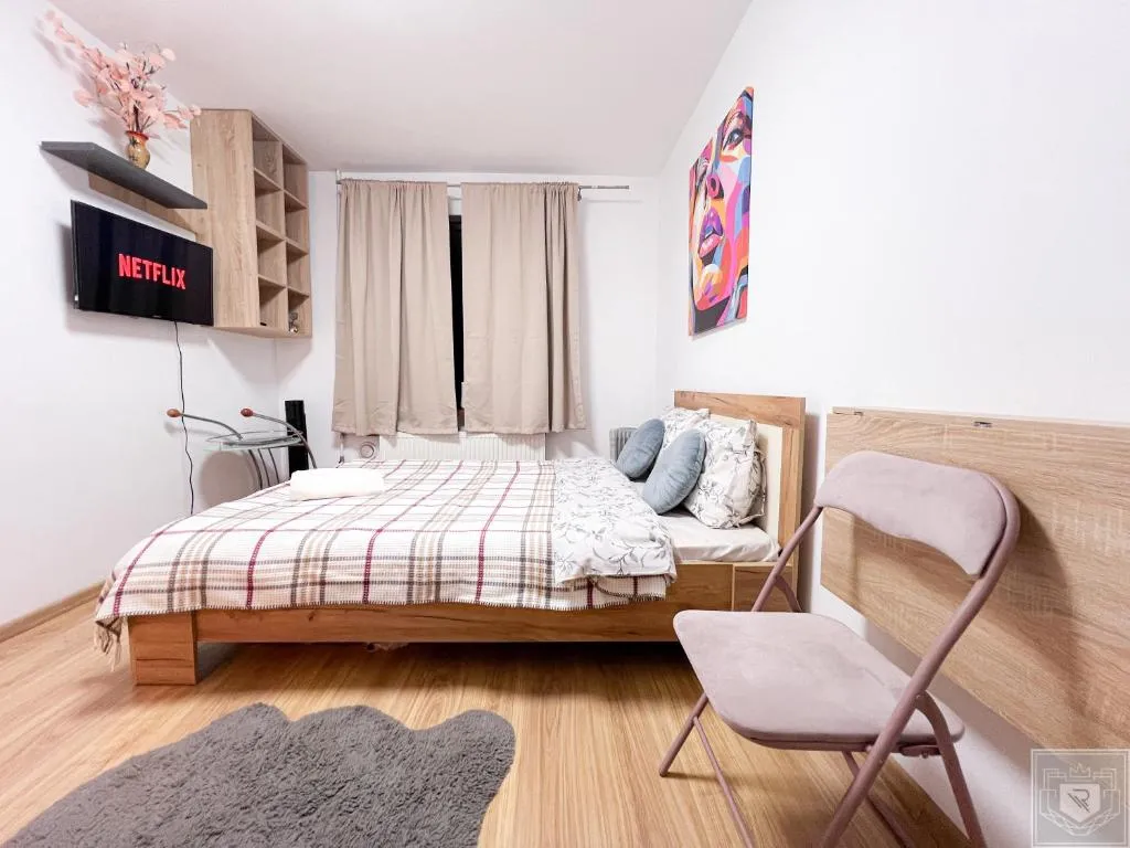 Image of RentHouse Apartments City Gates #7