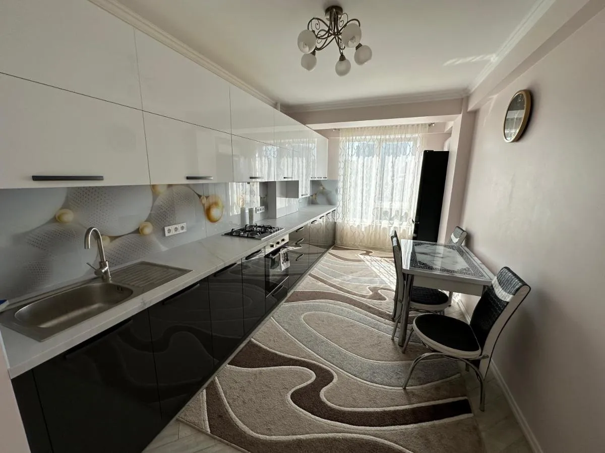 Image 2 of RentWill apartments Simple