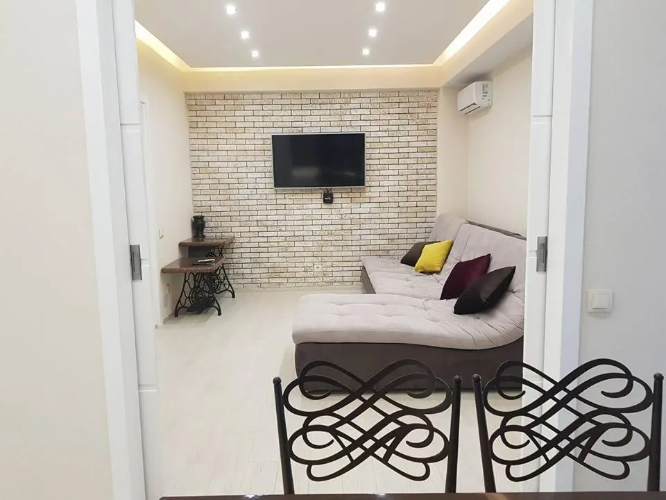 Image of Royal Center-3 rooms 3 tv