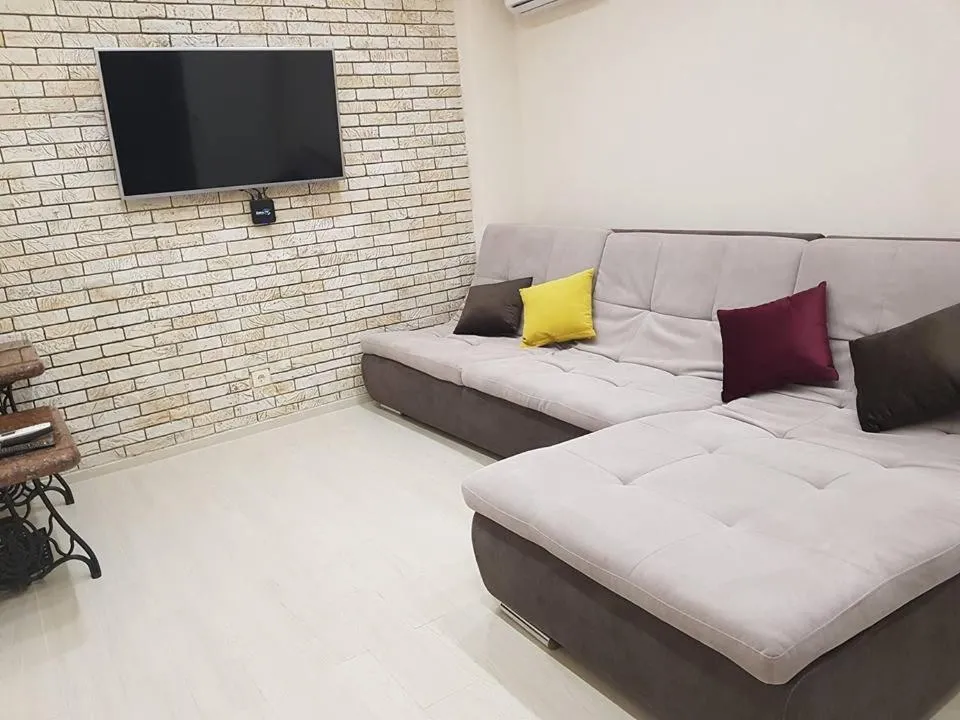 Image 1 of Royal Center-3 rooms 3 tv