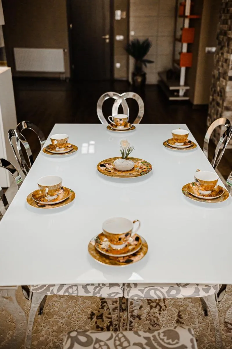 Image 3 of Spacious apartment close to Valea Trandafirelor park!