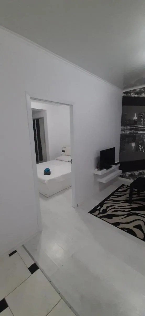 Image 3 of TESTEMITEANU APARTMENT