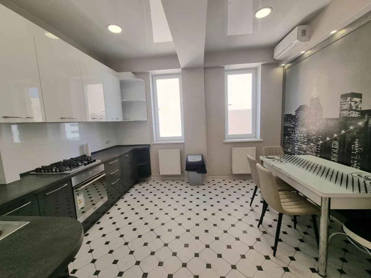 Image 4 of Testemiteanu 2 bedroom apartment air-conditioned