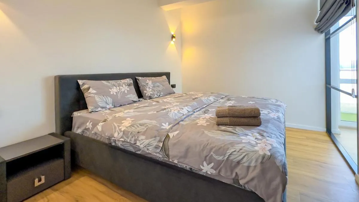 Image 5 of The irresistible Apartment with terasa at Lev Tolstoi