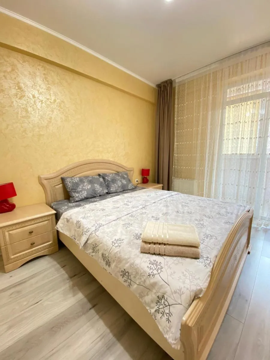 Image 2 of Two Bedroom Large Apartment in Chisinau