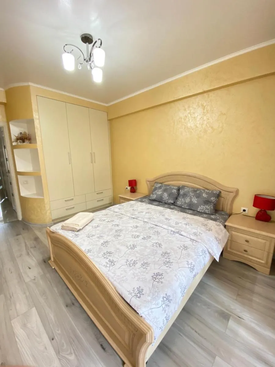 Image 4 of Two Bedroom Large Apartment in Chisinau