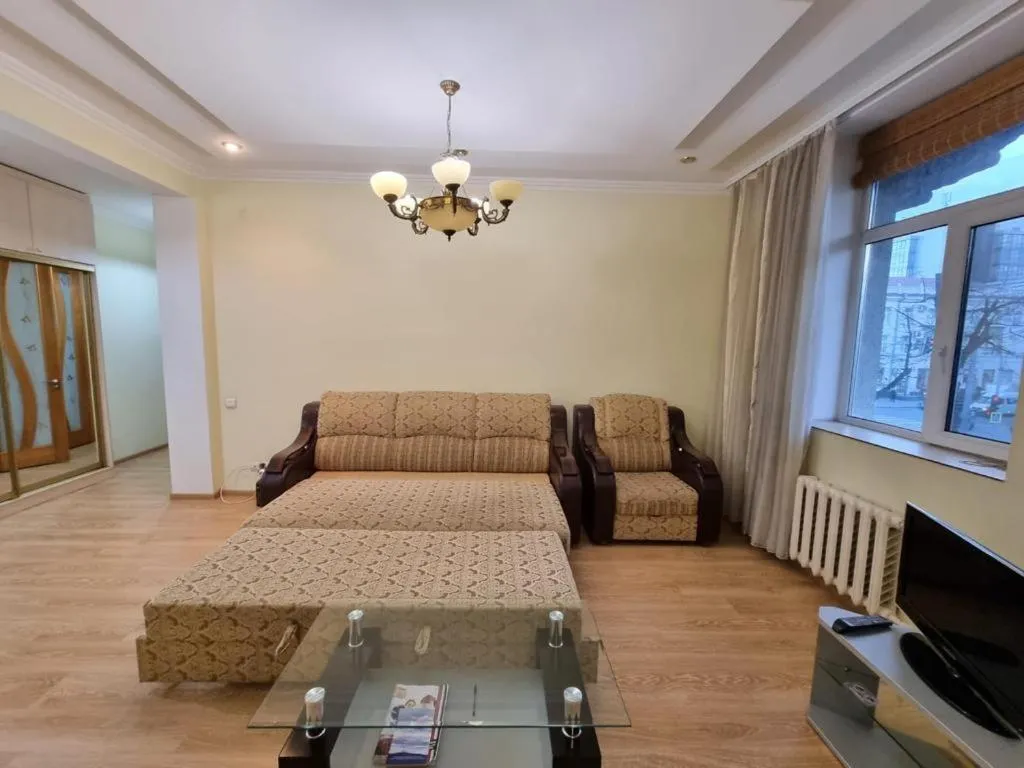 Image 3 of Ultra Central Apartment at Stefan cel Mare