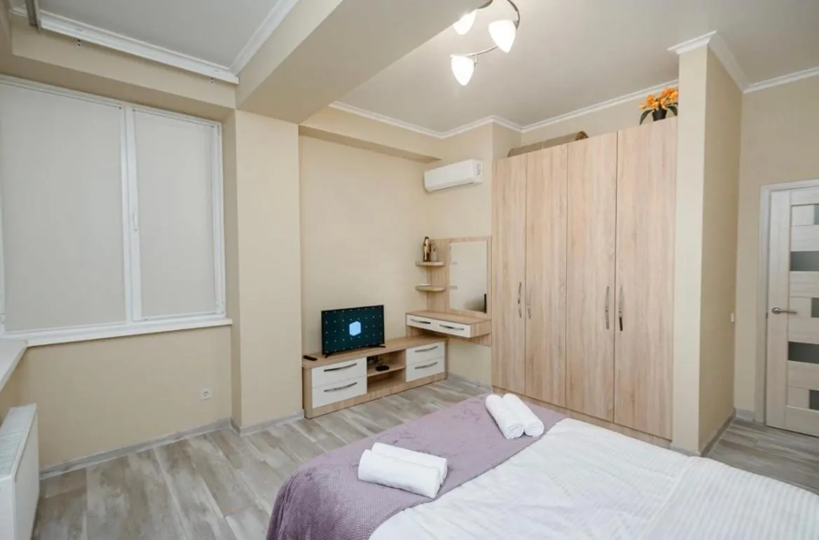 Image 4 of Ultra Central One Bedroom Apartment