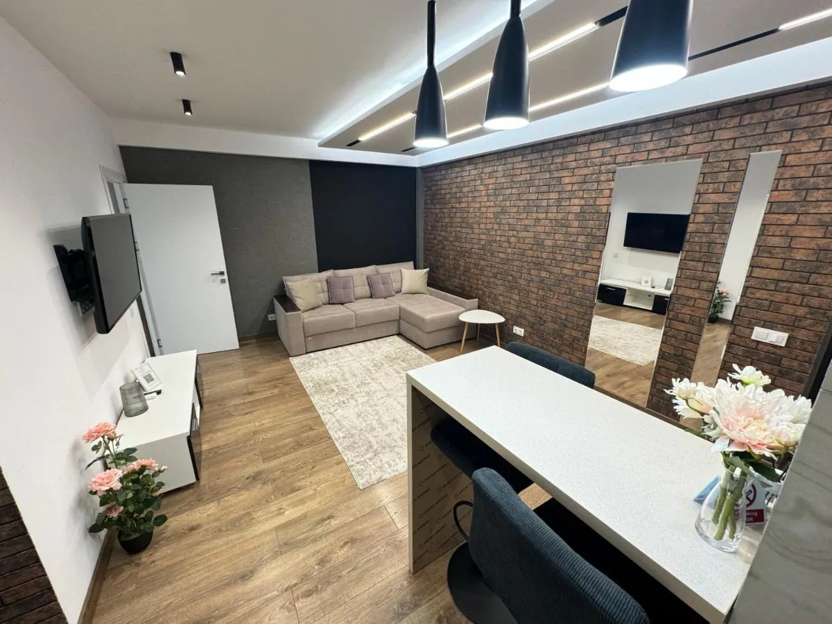 Image 6 of Ultracentral Modern Apartment