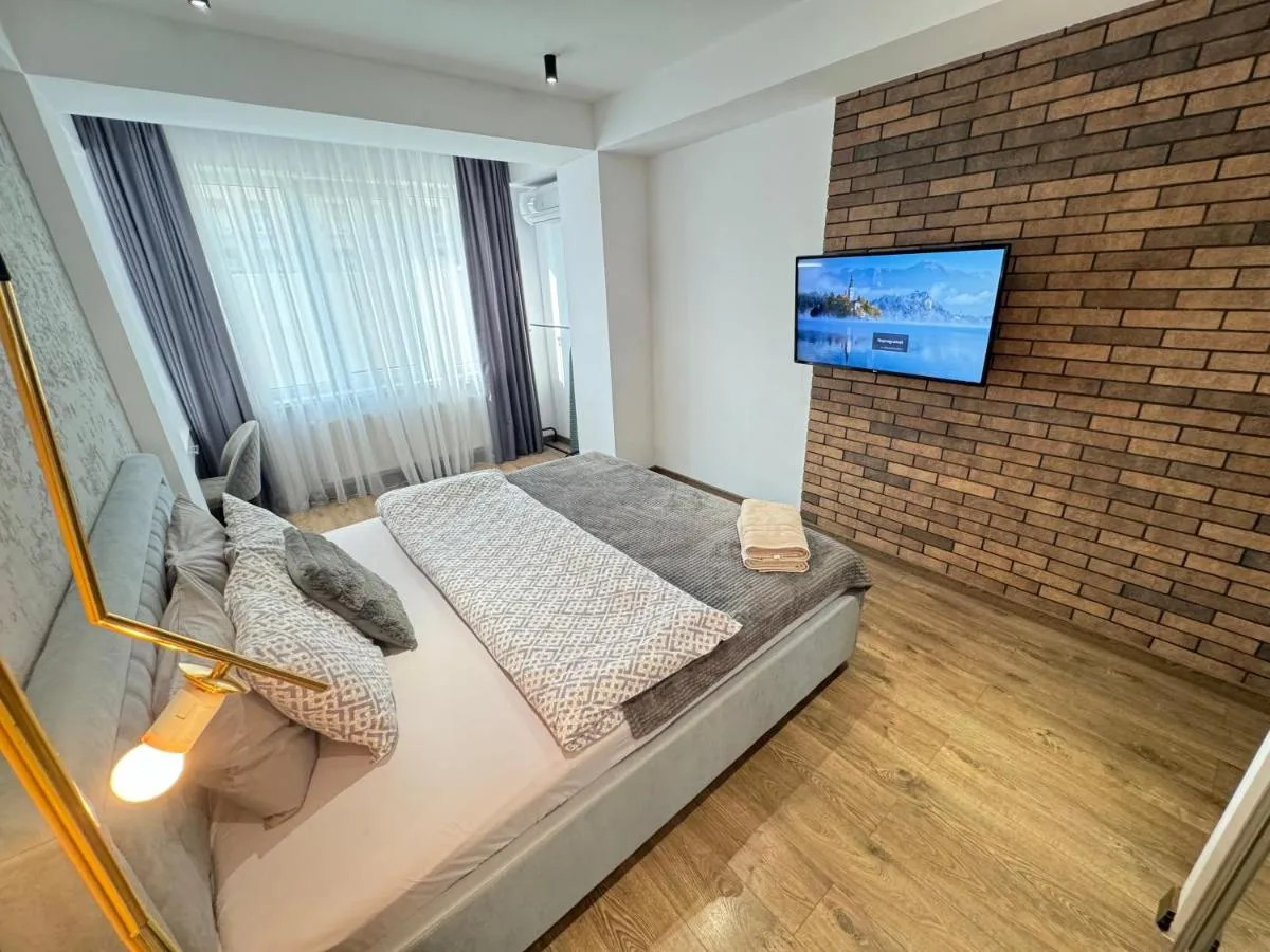 Image 1 of Ultracentral Modern Apartment
