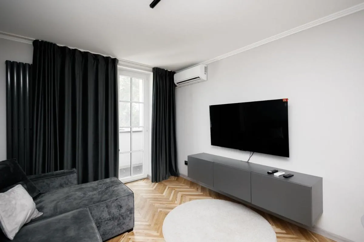 Image 2 of Urban Apartament