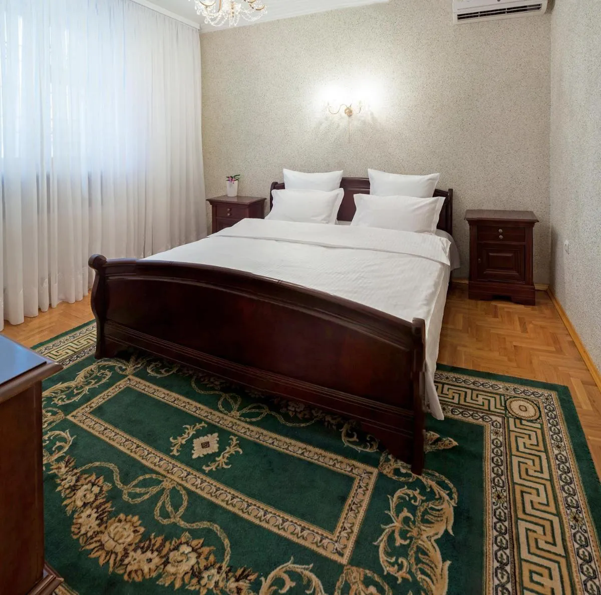Image 3 of Villa Romantica on Vlaicu-Pircalab
