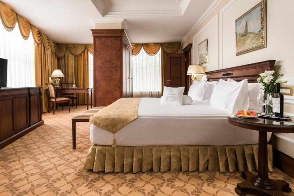 Nobil Luxury Boutique Hotel